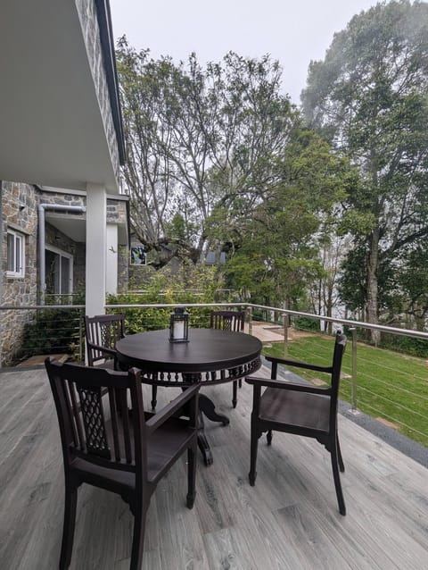 Spring, Balcony/Terrace, Garden view