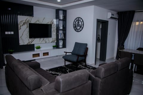 Communal lounge/ TV room, TV and multimedia, Living room