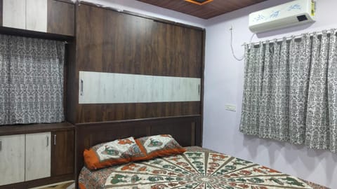 PENTHOUSE FOURTH FLOOR OF SRi GOWRI RESIDENCY Apartment in Hyderabad