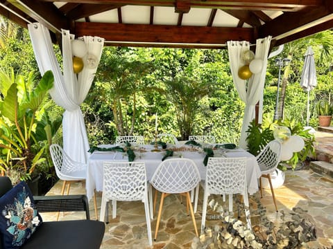 Patio, Garden view