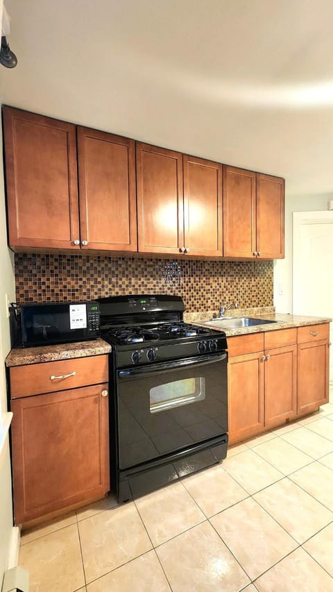 Kitchen or kitchenette, oven, stove