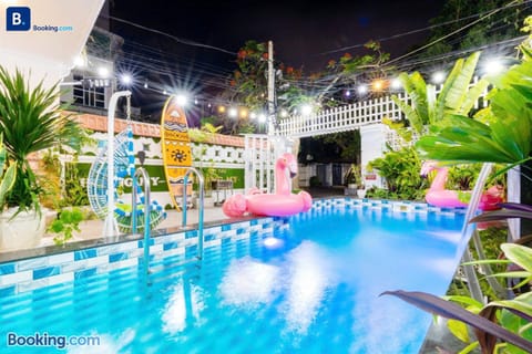 Night, Aqua park, Pool view, Swimming pool, sunbed