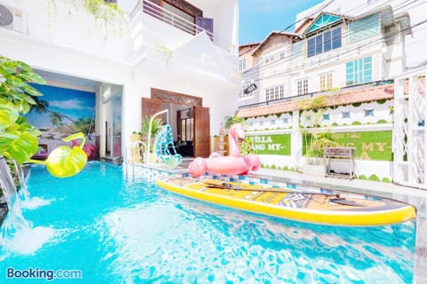 Property building, Day, Activities, Aqua park, Pool view, Swimming pool