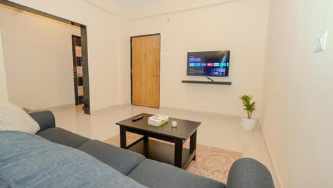 Furnished 2 BHK near Kharadi with High speed Wi-Fi Apartment in Pune