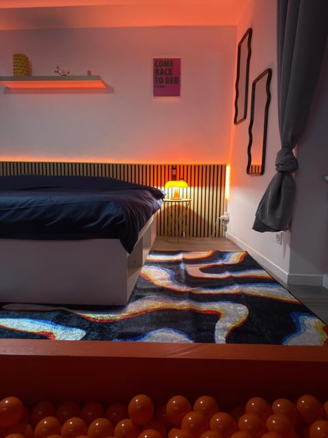 Candy Pop Experience - Lazare Apartment in Switzerland