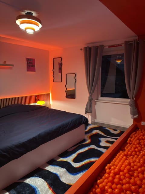 Candy Pop Experience - Lazare Apartment in Switzerland