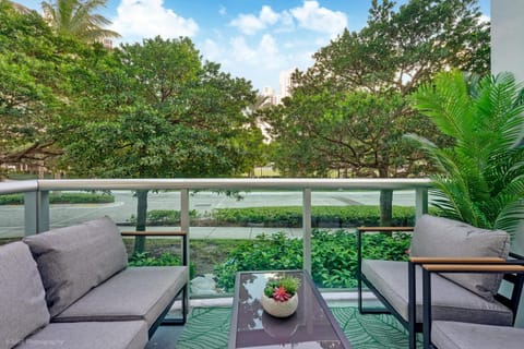 Patio, View (from property/room), Balcony/Terrace, Garden view