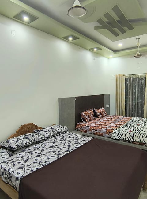 Mysore farm house bunglow with pool Farm Stay in Mysuru