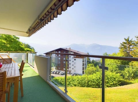 Magnifique appartement avec vue sur les sommets enneigés Apartment in Crans-Montana