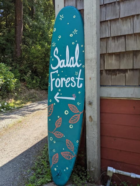 Salal Forest - 2 bedroom cabin in the forest Apartment in Tofino