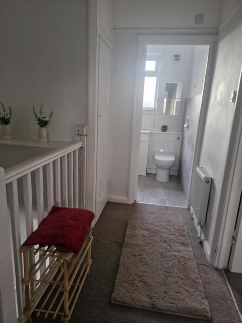 Cozy 1 bed flat, perfect for city escapes Apartment in London Borough of Ealing