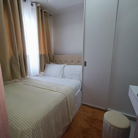 Field Residence Cozy Condo In Paranaque Apartment hotel in Las Pinas