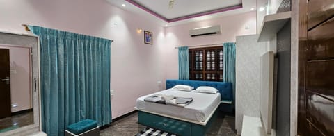 Krish Premium Service Apartment Apartment in Mysuru