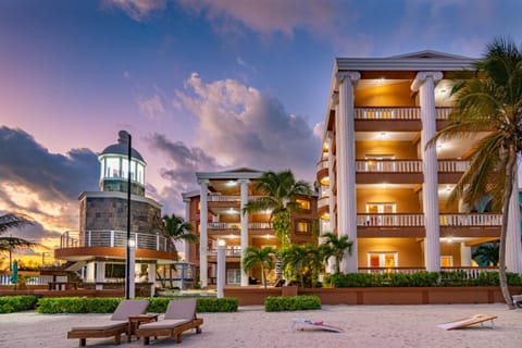 Lighthouse Beach Villas Hotel in Belize District