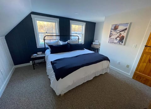 Newbury NH Getaway close to Mt Sunapee and Lake Sunapee Casa in Newbury