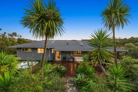 Property building, Garden, Garden view