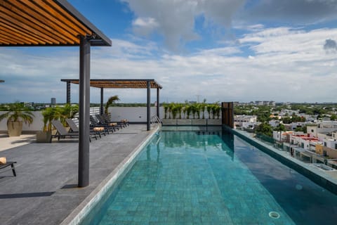 Pool view, Swimming pool