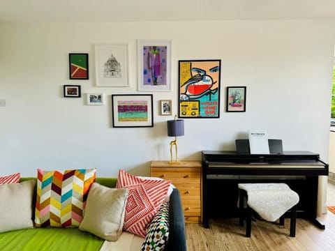 Modern Flat at Selden House Apartment in London Borough of Southwark