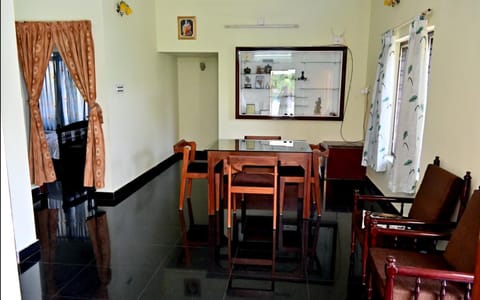 Ceema Homestay Vacation rental in Vypin