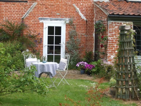 The Old Vicarage Bed And Breakfast Bed and Breakfast in Broadland District