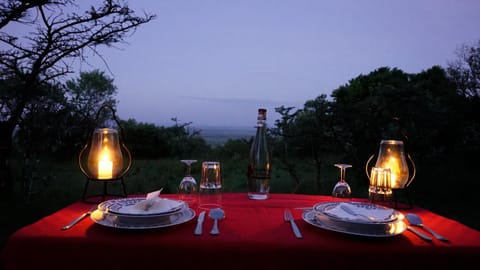 Food and drinks, Dining area