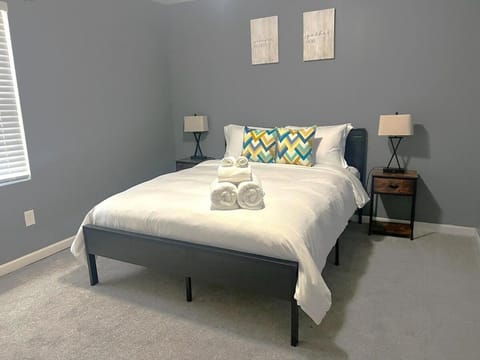 Bed, Bedroom