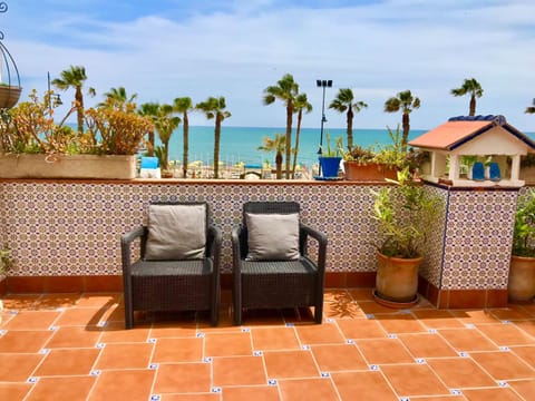 Patio, Balcony/Terrace, Living room, Sea view