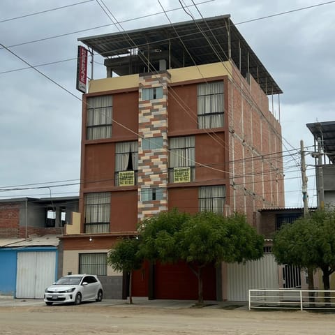 Hospedaje CAMILA Love hotel in Piura