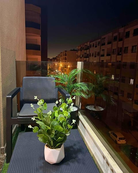 Modern Spacious Apartment with Terrace & Free Parking Apartment in Casablanca