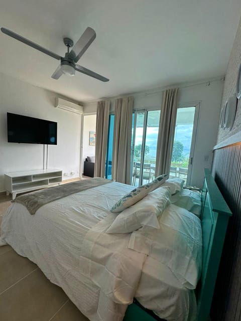 Luxury Oceanfront Suites, PlayaBlanca 6250-5799 Apartment in Rio Hato