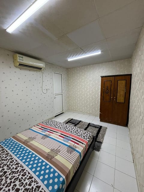 Furnished Bedroom with beside or out side bathroom Vacation rental in Al Sharjah