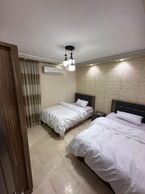 Bed, Photo of the whole room, Bedroom, fireplace, air conditioner