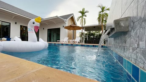 Day, Pool view, Swimming pool