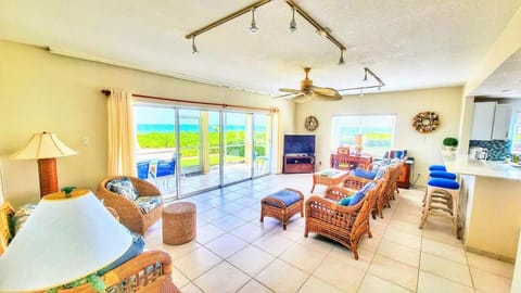 Caribbean Marine Park Retreat Beachfront Bliss Awaits Apartment in Sand Point Road