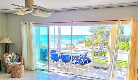 Caribbean Marine Park Retreat Beachfront Bliss Awaits Wohnung in Sand Point Road