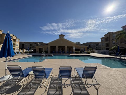 Day, Pool view, Swimming pool, Swimming pool, sunbed