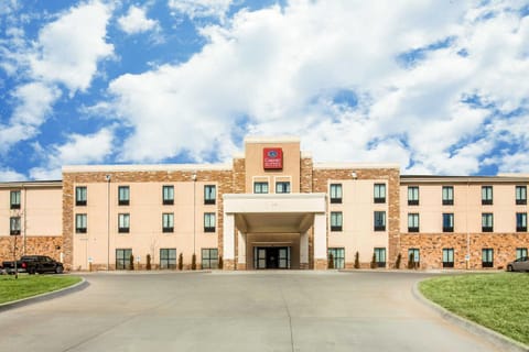 Comfort Suites - Dodge City Hotel in Dodge City