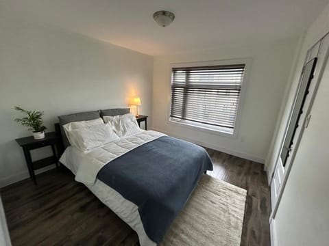 Cozy Home in Barrie Apartment in Barrie