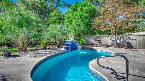 Garden, Pool view