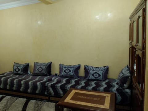 شقة مفروشة بمكناس قرب مركز التسوق مرجان Apartment in Meknes