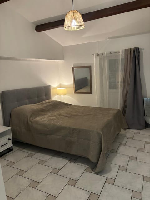 Appartement Hajar Apartment in Tarascon