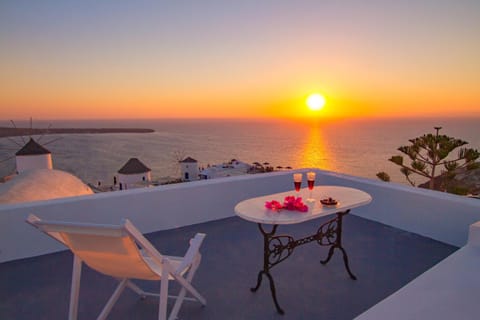 Natural landscape, Balcony/Terrace, Landmark view, Sea view, Sunset