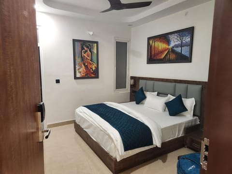 Hotel Red Flame Residency Hotel in Delhi