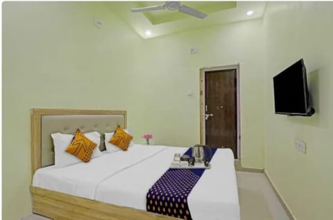 Hotel SLEEPINN Hotel in Ahmedabad