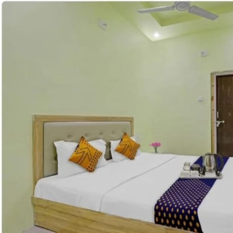 Hotel SLEEPINN Hotel in Ahmedabad