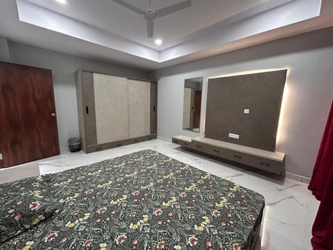 Luxurious 4BHK Apartment at Golden heights colonyS Apartment in Hyderabad