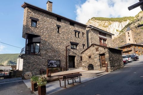 Xalet cèntric, accés a peu telecabina pistes House in AD100 Canillo, Andorra