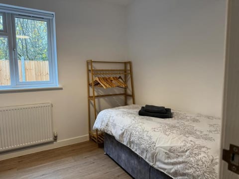 Comfortable 2 Bed Apartment Apartment in Coventry