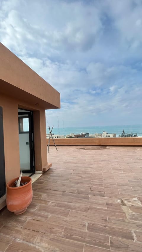 Beachfront Villa in Dar Bouazza Villa in Casablanca-Settat