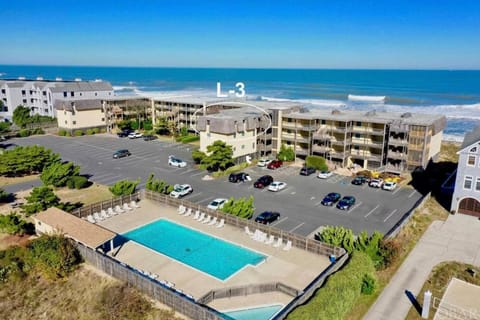 The Lookout at Golden Strand in the heart of OBX House in Kill Devil Hills